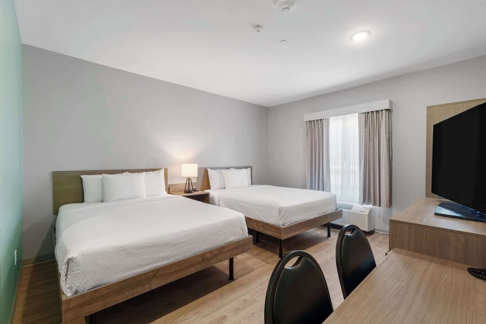 ECHO Suites Extended Stay by Wyndham Dallas Plano/Richardson gallery photo in Plano, TX — image 10