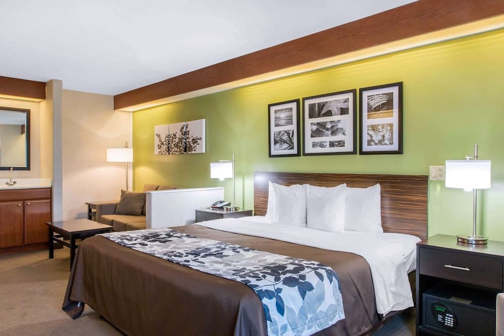 Sleep Inn & Suites Oregon - Toledo gallery photo in Oregon, OH — image 39