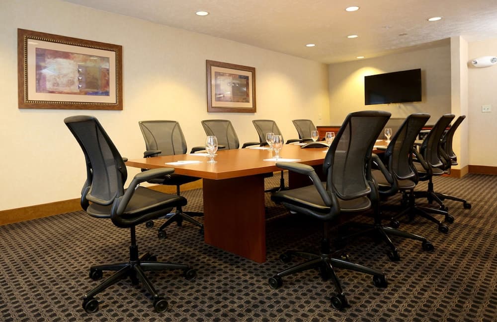Hampton Inn Waterloo Cedar Valley gallery photo in Waterloo, IA — image 44