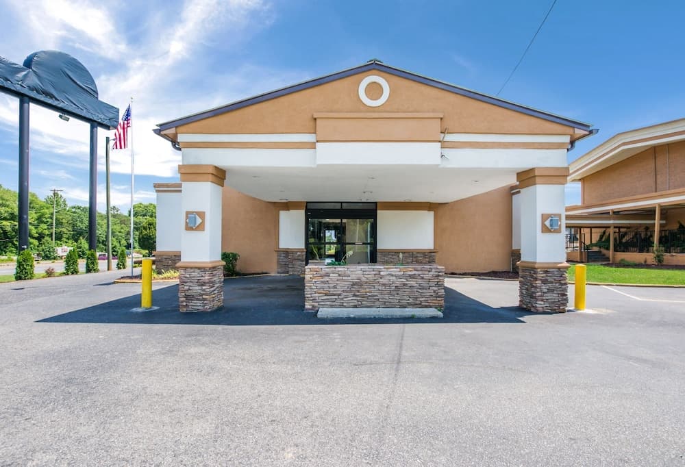 Red Roof Inn Gastonia gallery photo in Gastonia, NC — image 5
