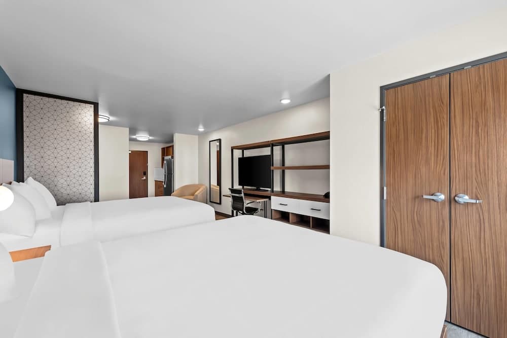 Everhome Suites Brownsville gallery photo in Brownsville, TX — image 26