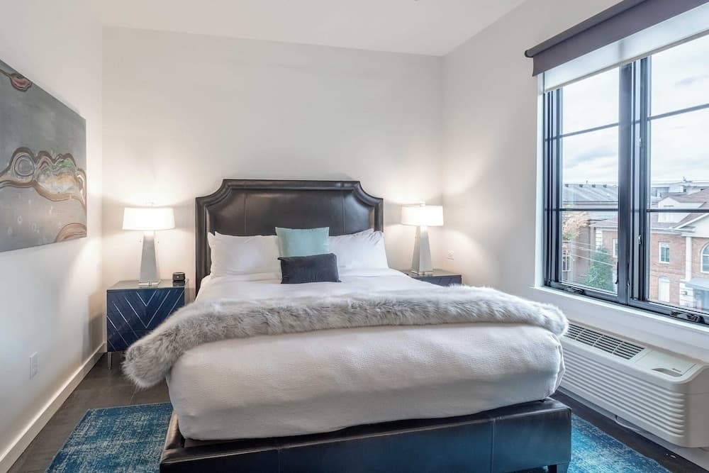 121 Hotel Floor 3 Buyout by Avantstay Entire Third Floor Buyout of 121 Hotel! Sleeps 18 property views in Nashville, TN — gallery photo 3