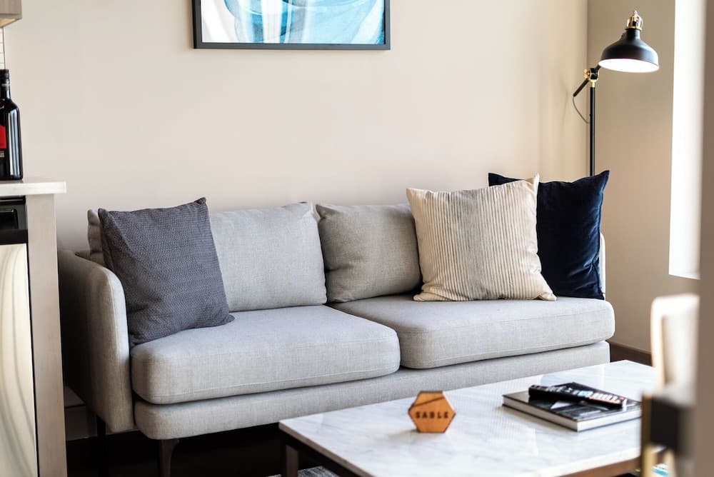 Sable 806 - Alcove interior in Minneapolis, MN — gallery photo 2