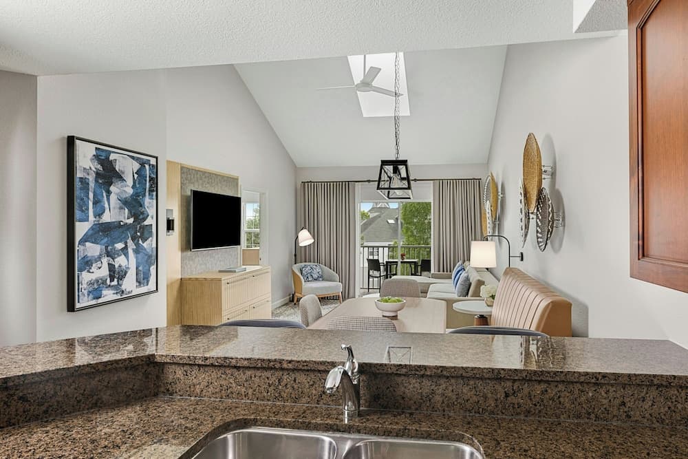 Sheraton Broadway Resort Villas featured exterior or lobby in Myrtle Beach, SC — similar hotel