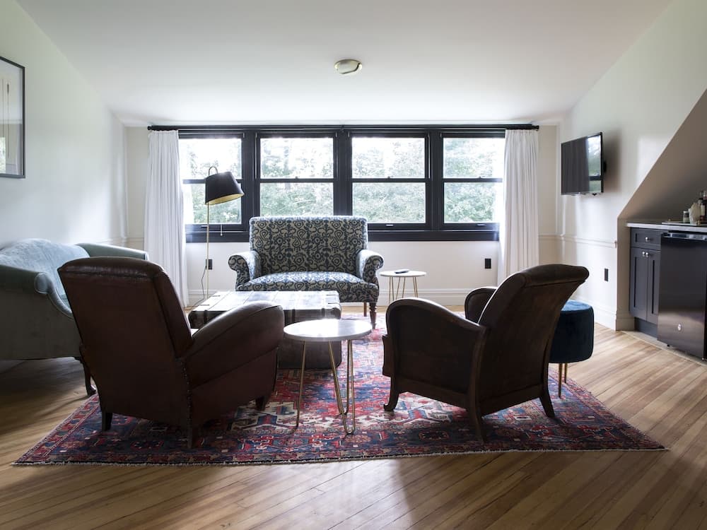 Hasbrouck House gallery photo in Stone Ridge, NY — image 22