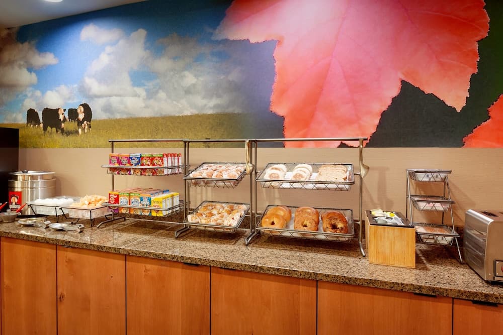 Fairfield Inn by Marriott Salt Lake City Draper property views in Draper, UT — gallery photo 3