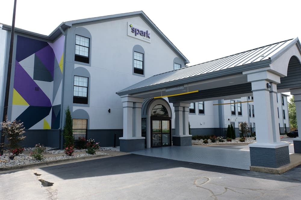 Spark by Hilton North Little Rock featured exterior or lobby in North Little Rock, AR — similar hotel