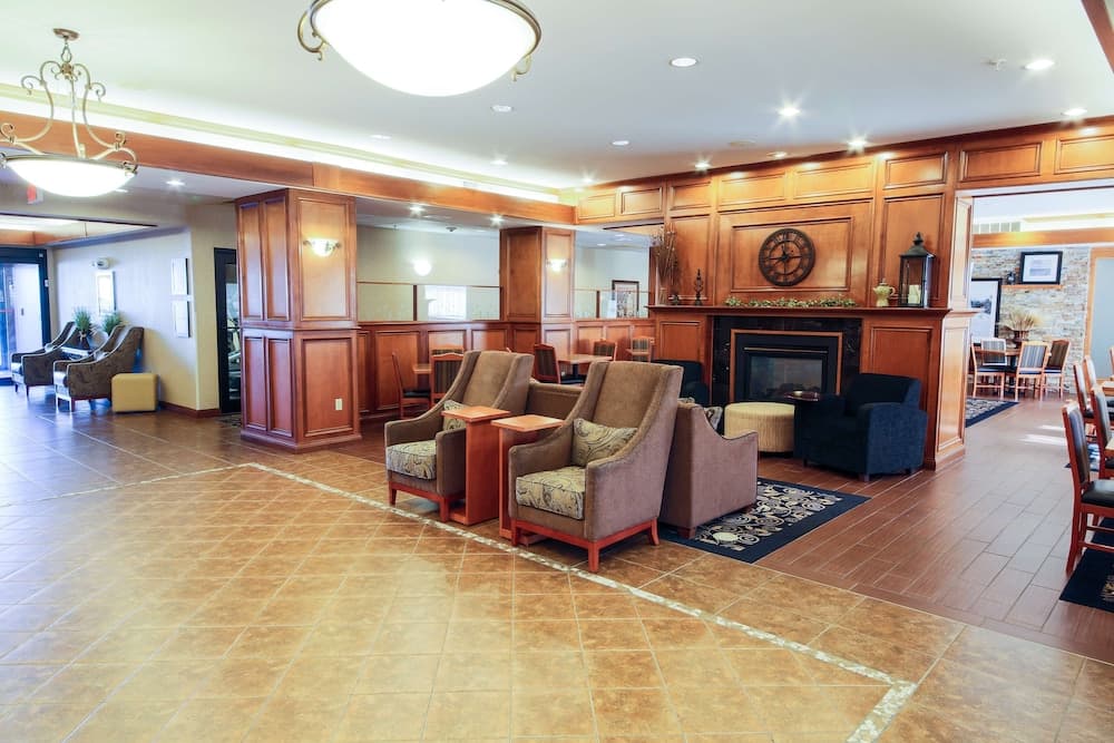 Hampton Inn Waterloo Cedar Valley gallery photo in Waterloo, IA — image 29