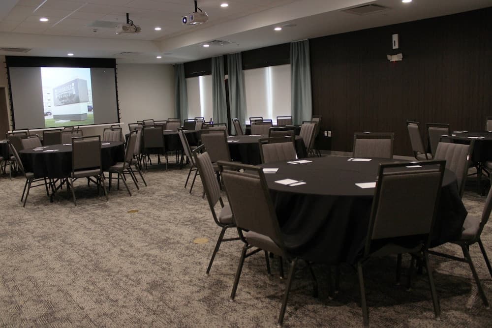 Staybridge Suites Dallas Grand Prairie by IHG gallery photo in Grand Prairie, TX — image 23