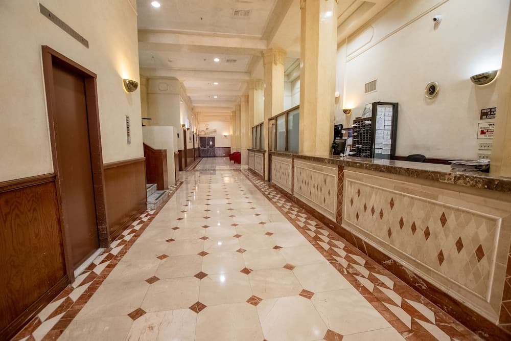 Stillwell Hotel interior in Los Angeles, CA — gallery photo 2
