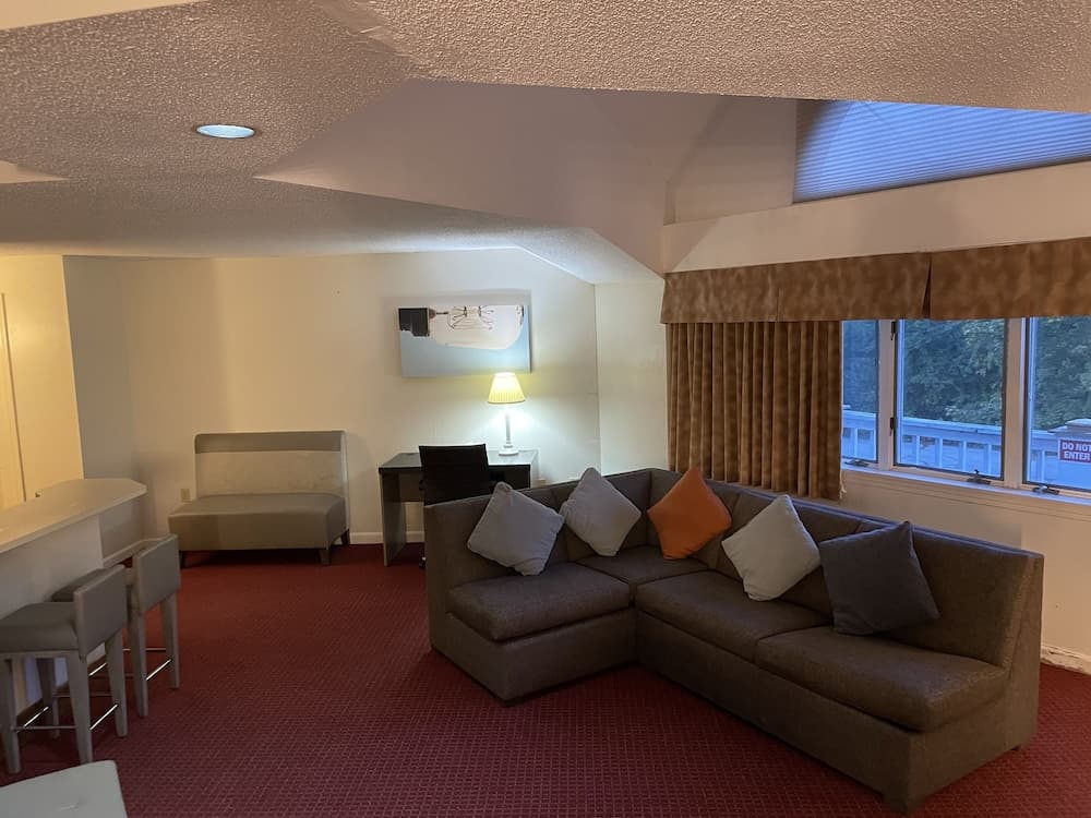 Gold Star Inn & Suites gallery photo in Groton, CT — image 5
