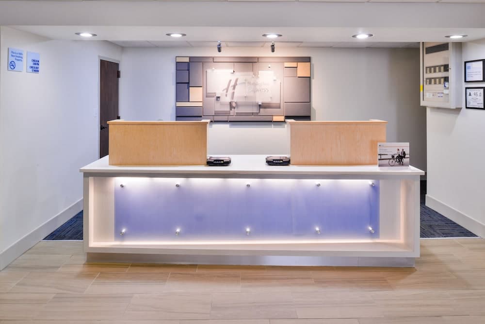 Holiday Inn Express Burlington by IHG gallery photo in Burlington, NC — image 42