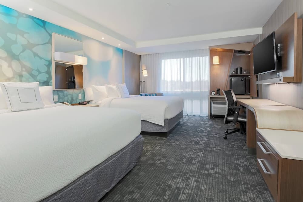 Courtyard by Marriott Dallas Midlothian-Midlothian Conf Ctr property views in Midlothian, TX — gallery photo 3