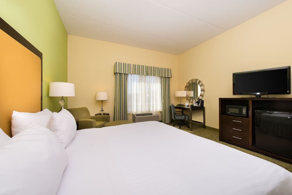 Holiday Inn Express Hotel and Suites Scranton by IHG gallery photo in Scranton, PA — image 54