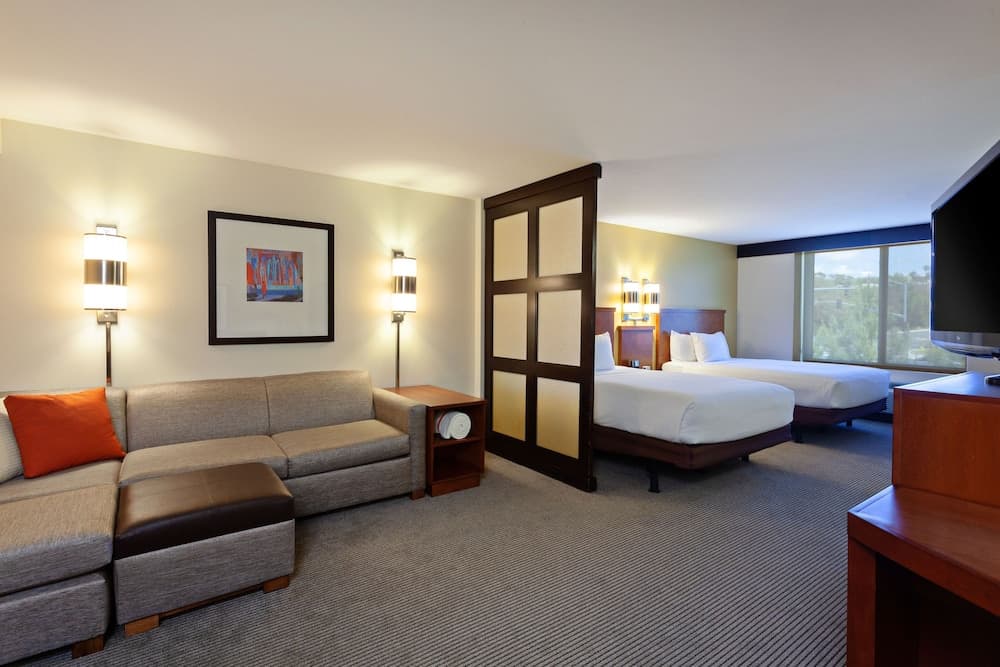 Hyatt Place San Diego/Vista-Carlsbad interior in Vista, CA — gallery photo 2