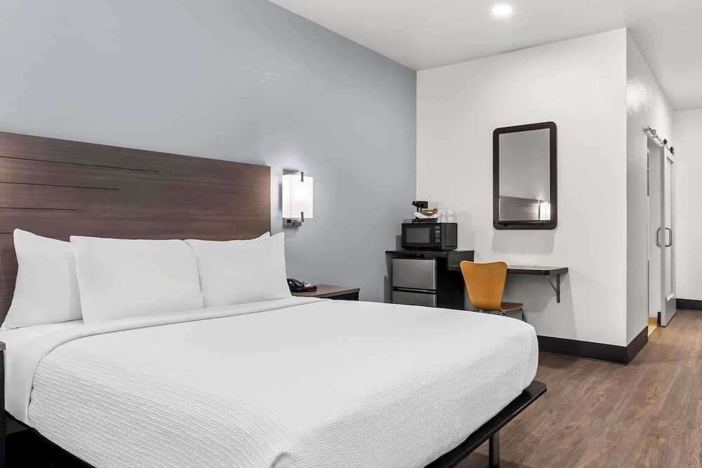 SureStay by Best Western Livingston Merced County gallery photo in Livingston, CA — image 11
