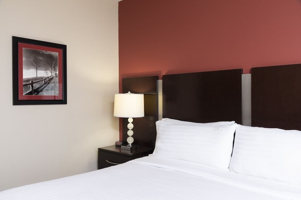 Holiday Inn Express Hotel & Suites New Philadelphia by IHG gallery photo in New Philadelphia, OH — image 30