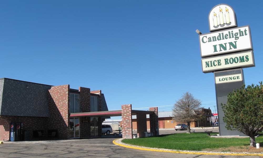 Candlelight Inn by Capital O Scottsbluff featured exterior or lobby in Scottsbluff, NE — similar hotel