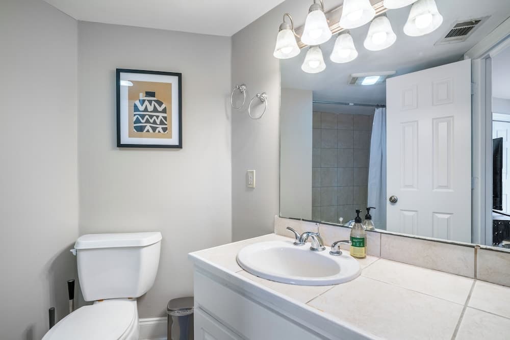 Landing Downtown Baton Rouge property views in Baton Rouge, LA — gallery photo 3