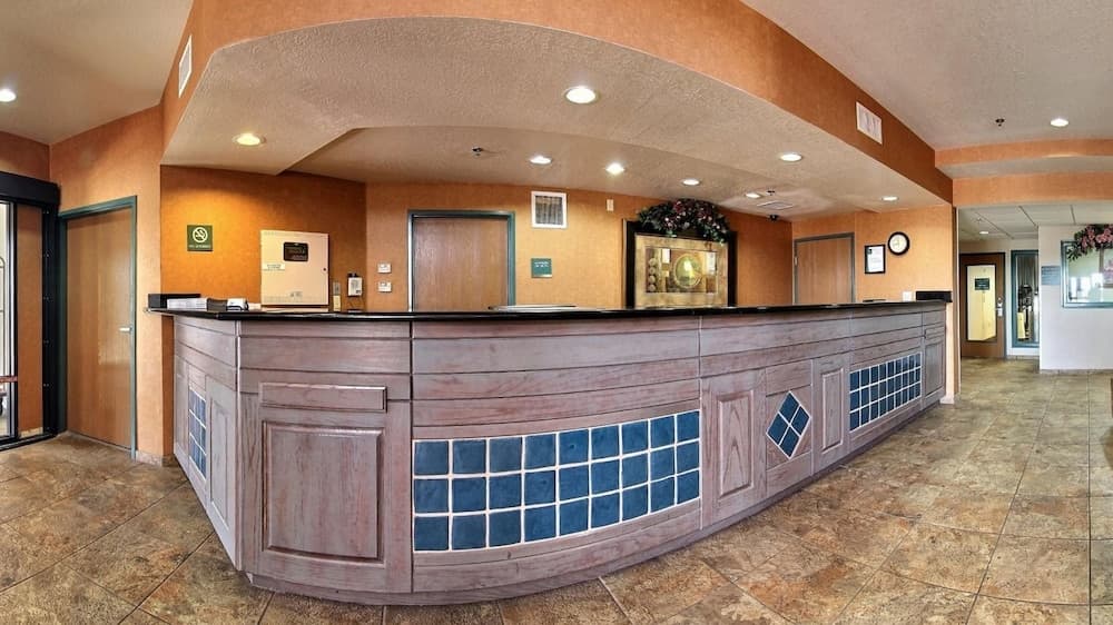 Premier Extended Stay Hobbs interior in Hobbs, NM — gallery photo 2