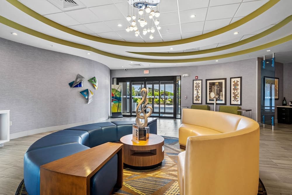 Holiday Inn Express & Suites Lakeland South by IHG gallery photo in Lakeland, FL — image 14