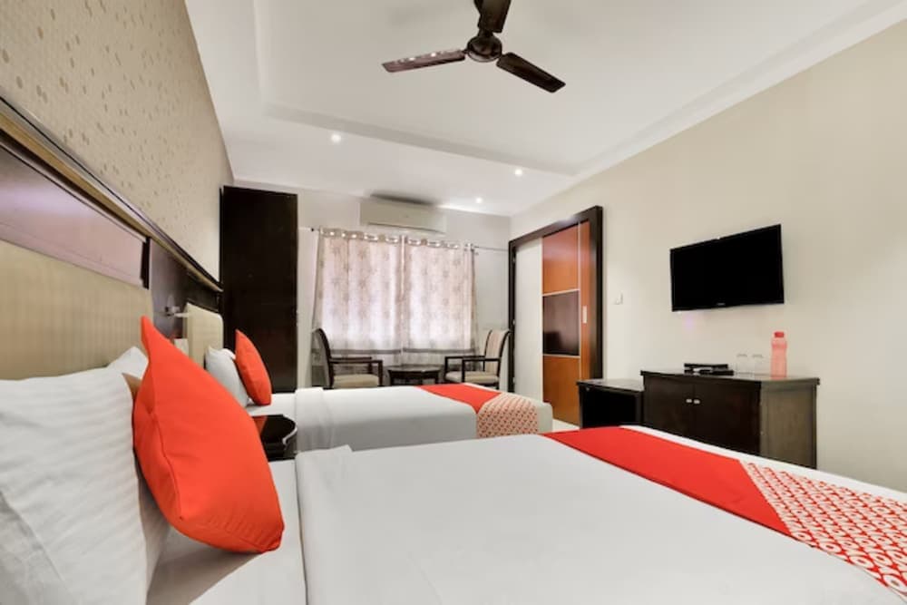 Hotel Inn Albany property views in Albany, GA — gallery photo 3