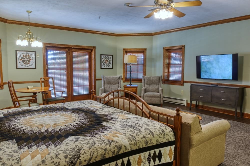 Carlisle Inn Walnut Creek gallery photo in Millersburg, OH — image 6