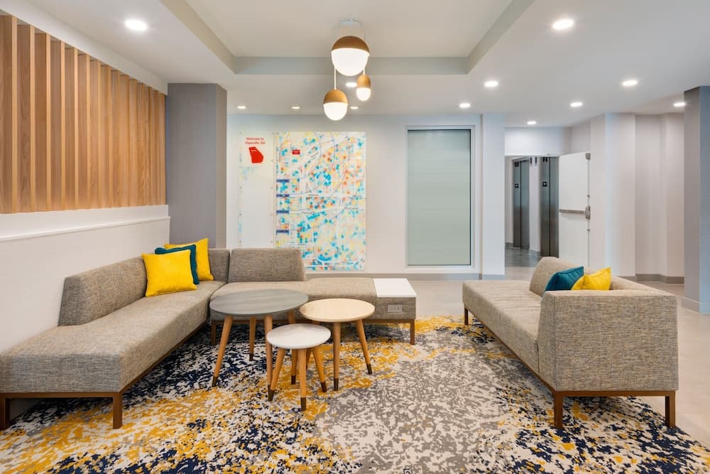 TownePlace Suites by Marriott Atlanta Airport North interior in Atlanta, GA — gallery photo 2