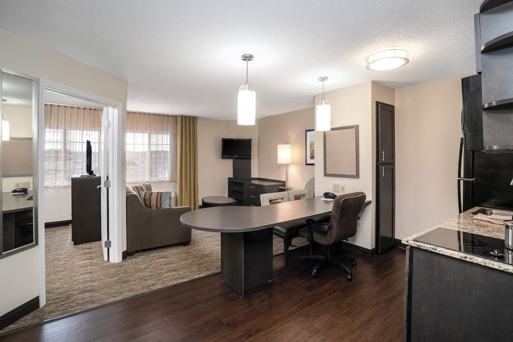 Candlewood Suites Hopewell - Fort Lee by IHG interior in Hopewell, VA — gallery photo 2