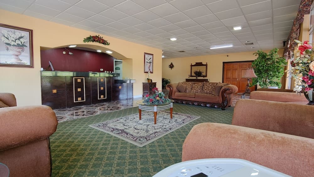 Countryside Inn & Suites property views in Idabel, OK — gallery photo 3