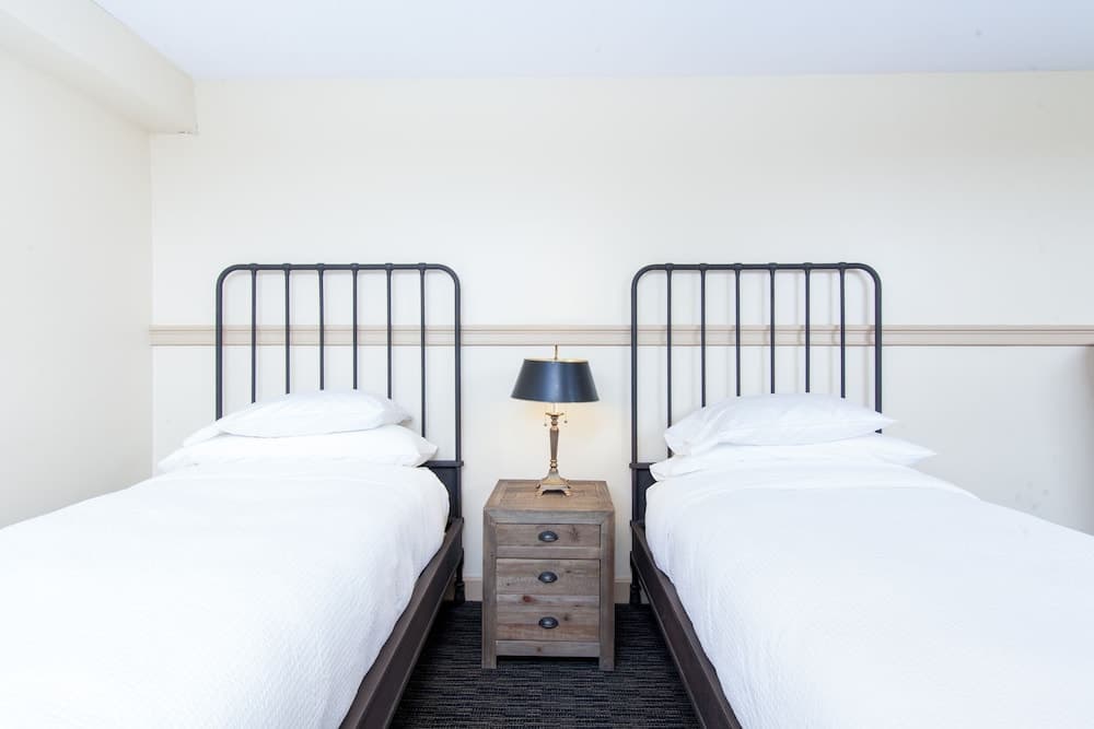 Garrison Inn Boutique Hotel gallery photo in Newburyport, MA — image 55