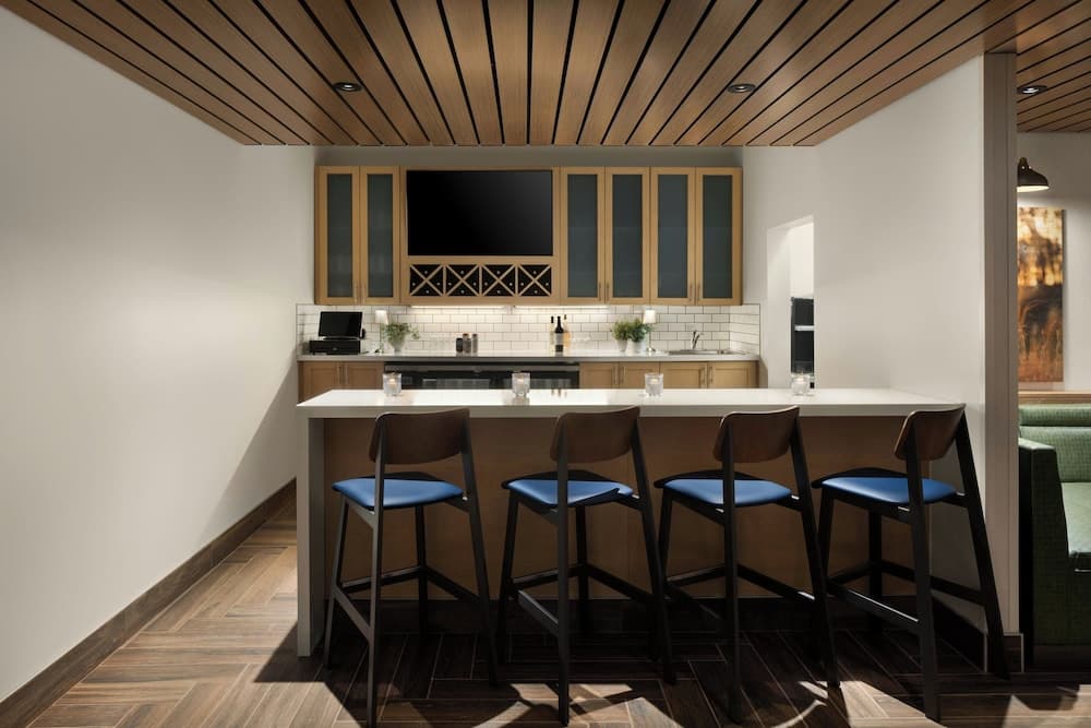 Fairfield by Marriott Inn & Suites Traverse City property views in Traverse City, MI — gallery photo 3