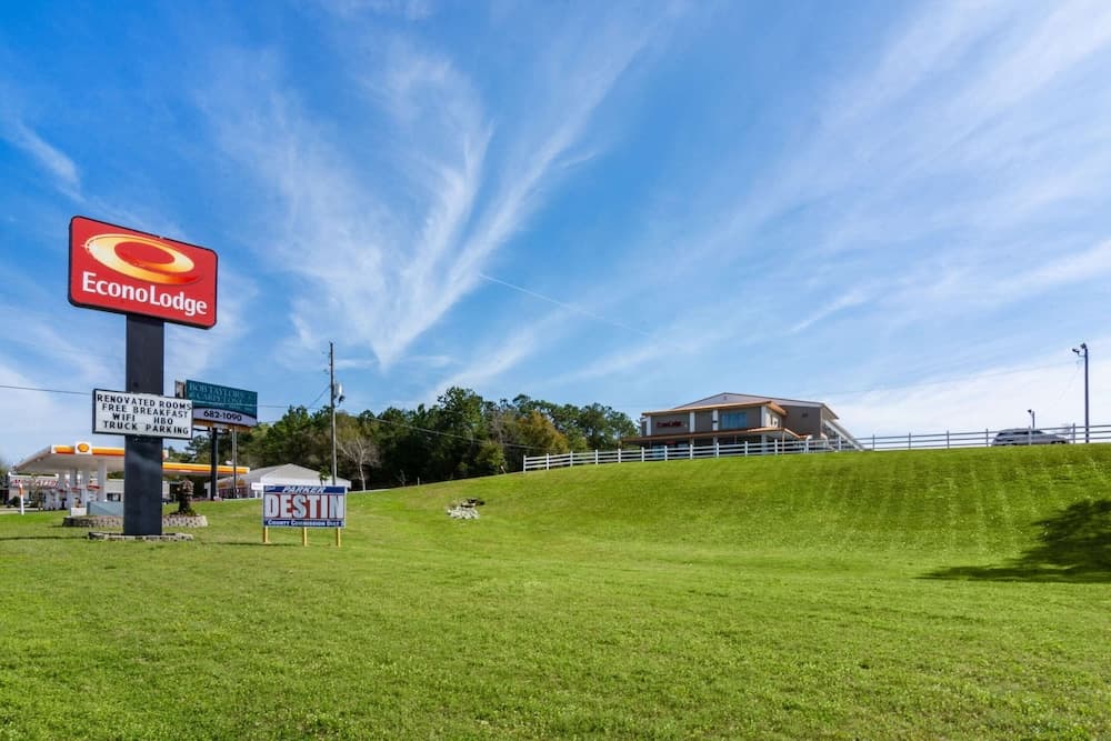 Econo Lodge Crestview South — hotel in Crestview, Florida