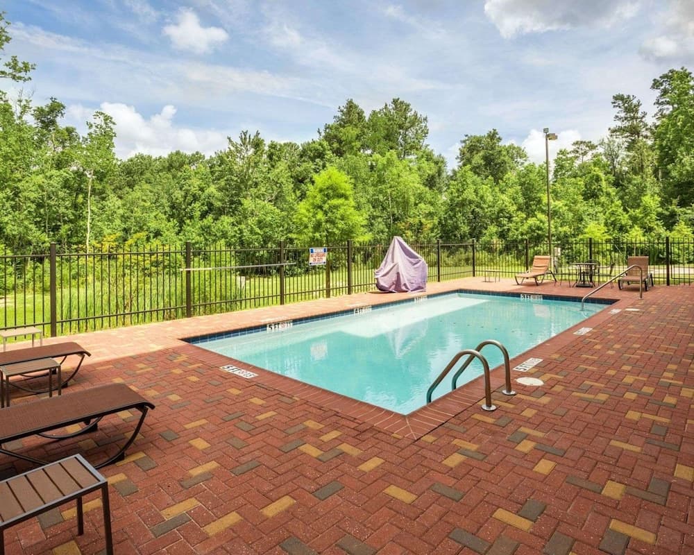 Comfort Suites Mandeville - Covington gallery photo in Mandeville, LA — image 4