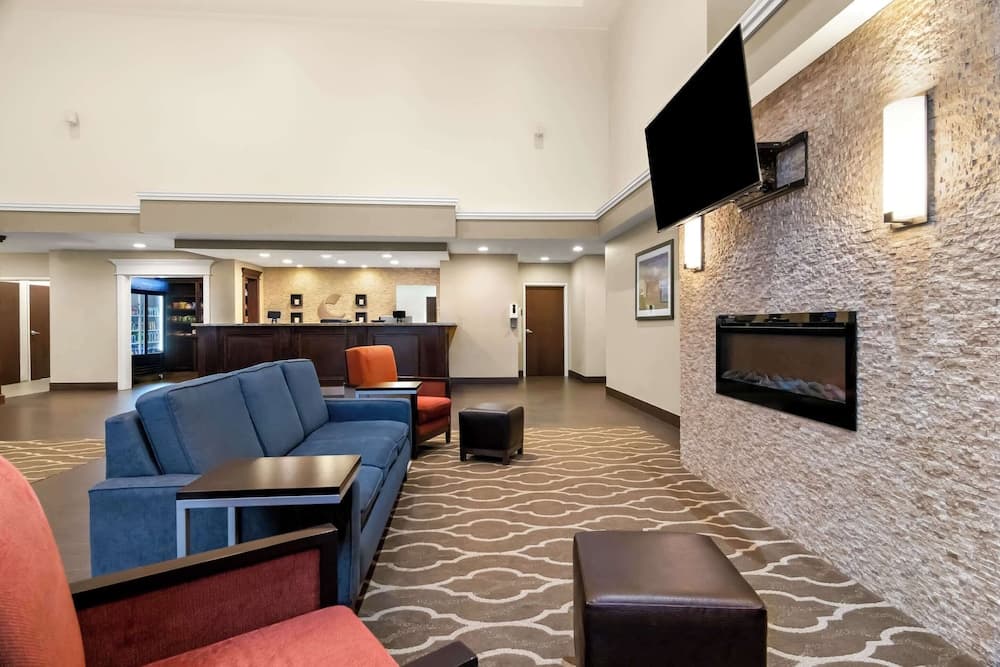 Comfort Suites Rensselaer near Fair Oaks property views in Rensselaer, IN — gallery photo 3