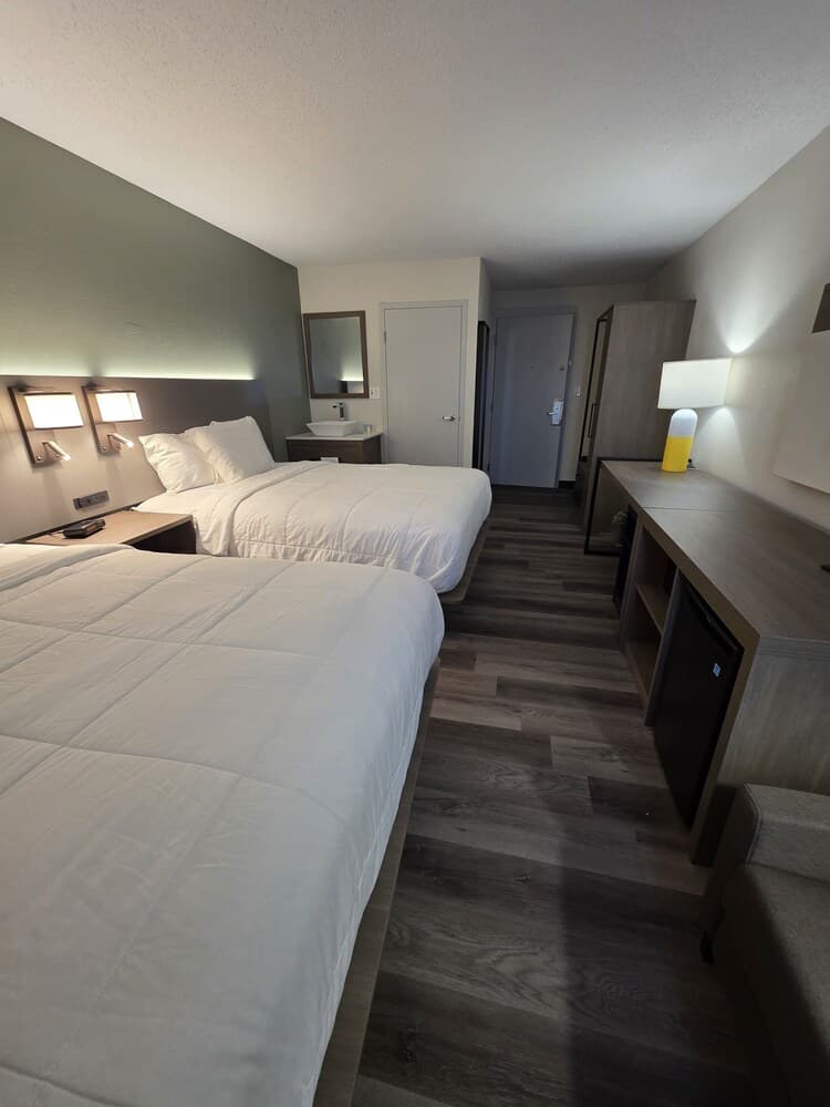 Dakota Inn Minot property views in Minot, ND — gallery photo 3