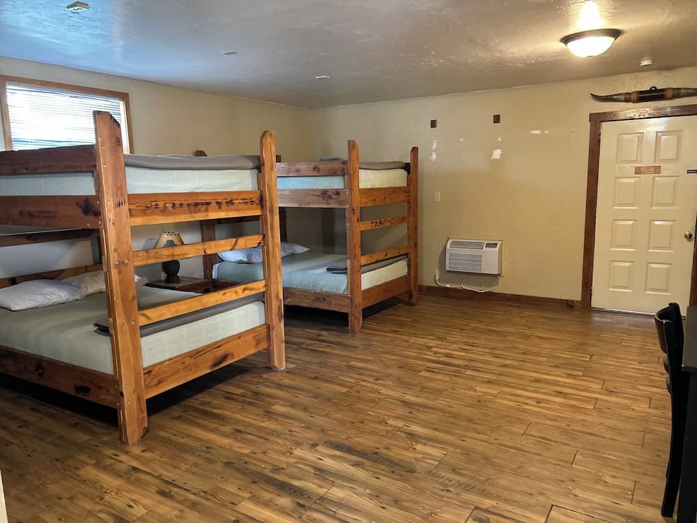 Birch Glen Hotel property views in Cascade, ID — gallery photo 3