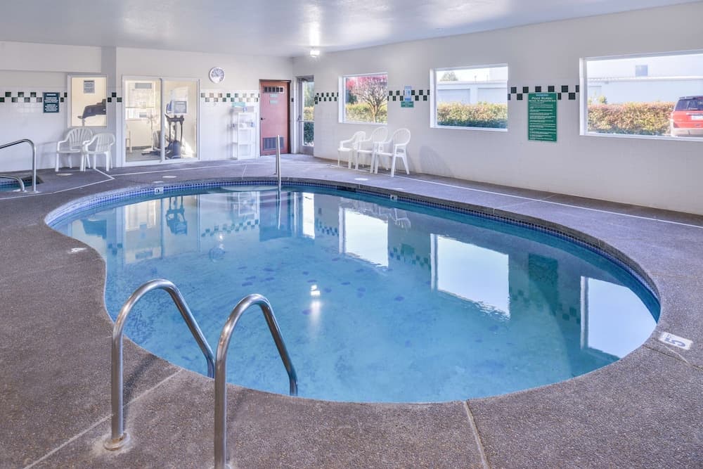 Travelodge Suites by Wyndham Newberg gallery photo in Newberg, OR — image 38