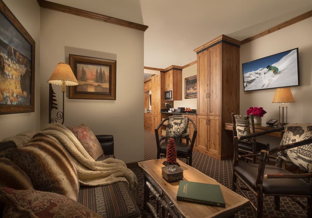 Parkway Inn of Jackson Hole featured exterior or lobby in Jackson, WY — similar hotel