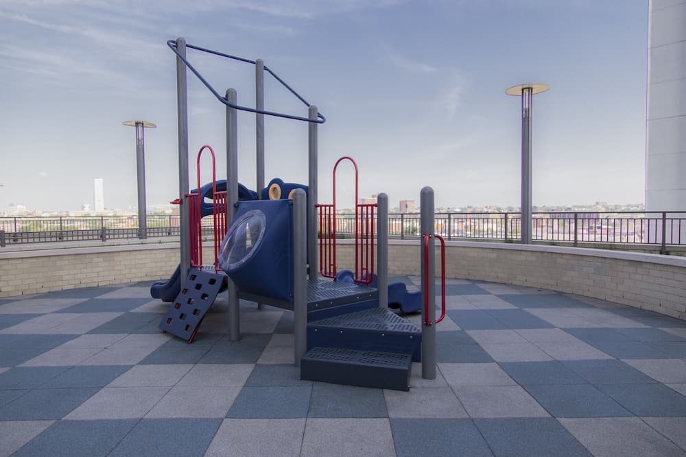 Pelicanstay at Newport gallery photo in Jersey City, NJ — image 14