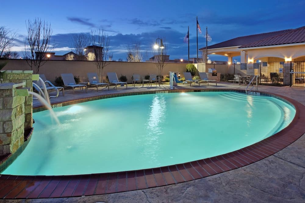 Residence Inn Odessa gallery photo in Odessa, TX — image 11