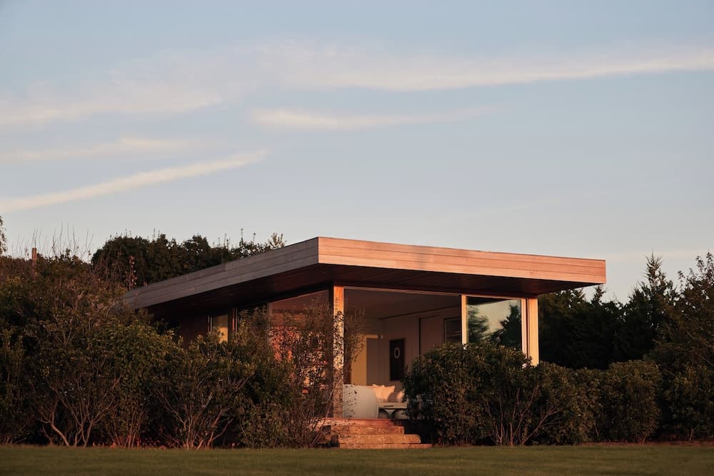 Duryea's Sunset Cottages featured exterior or lobby in Montauk, NY — similar hotel