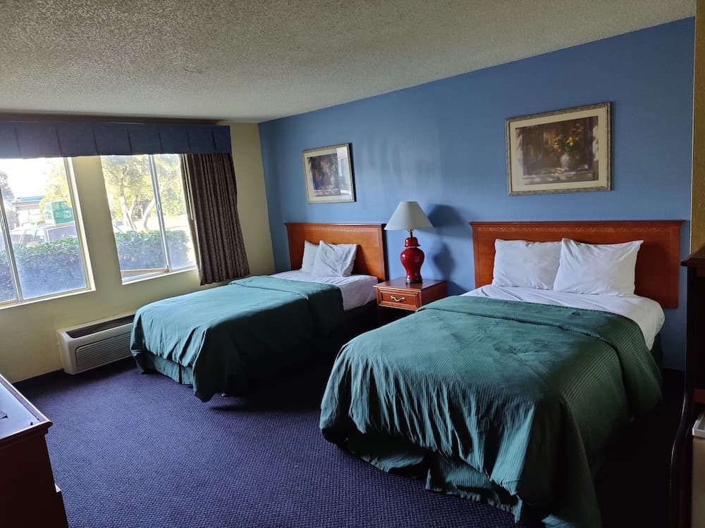 Stockton Inn gallery photo in Stockton, CA — image 23