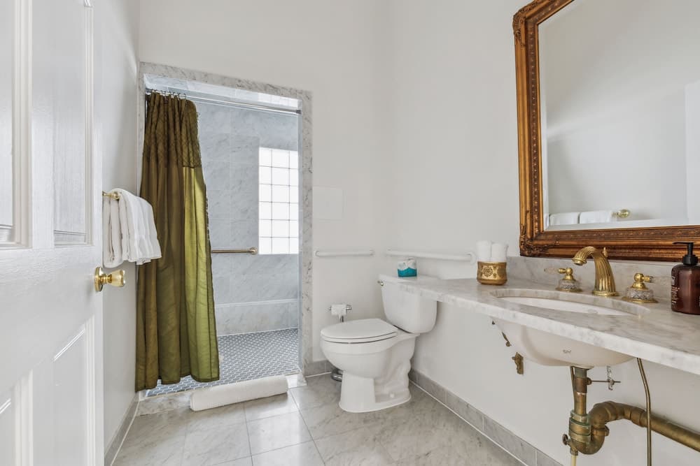 The Columbia Inn at Peralynna Manor gallery photo in Columbia, MD — image 53