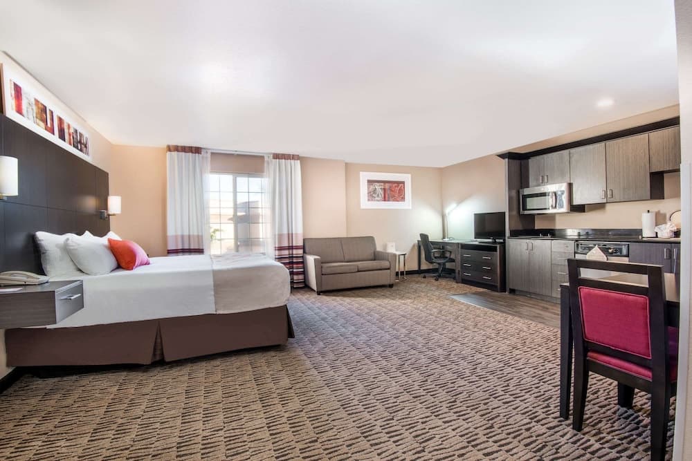 Hawthorn Suites by Wyndham Las Vegas/Henderson gallery photo in Henderson, NV — image 13