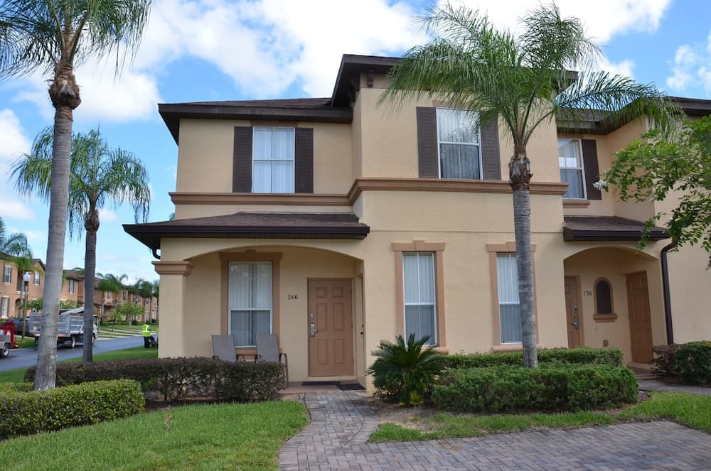 Regal Palms Resort & Spa 746 featured exterior or lobby in Davenport, FL — similar hotel