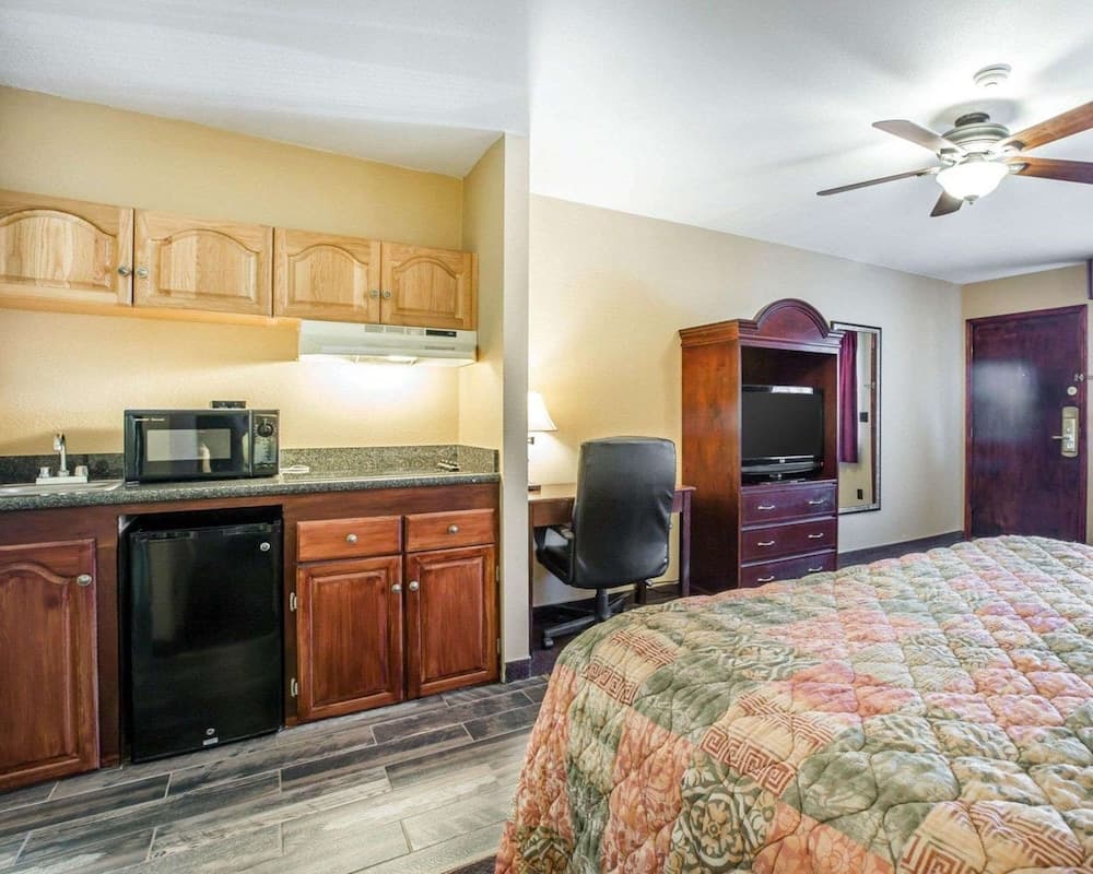 Quality Inn & Suites Cameron Park Shingle Springs gallery photo in Shingle Springs, CA — image 14