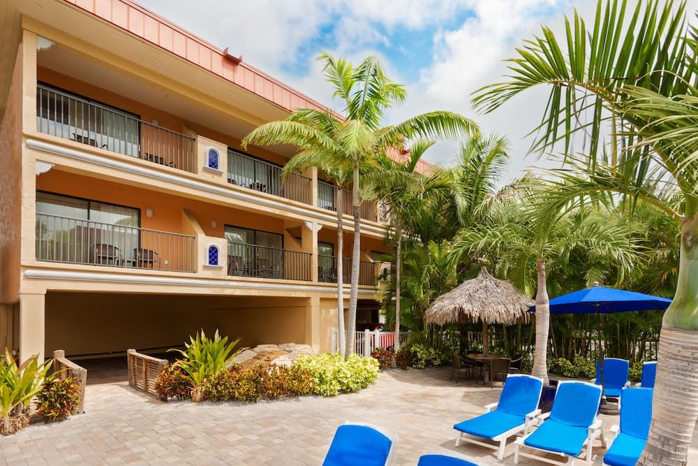 Coconut Cove All-Suite Hotel featured exterior or lobby in Clearwater Beach, FL — similar hotel