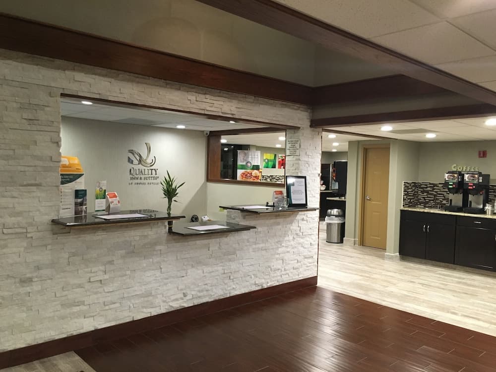 Quality Inn & Suites Winfield property views in Winfield, KS — gallery photo 3