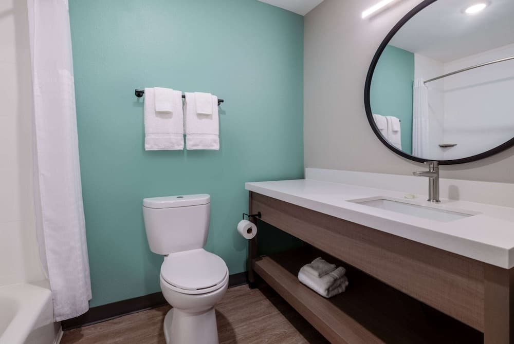 Echo Suites Extended Stay By Wyndham Johnson City Medical Cr gallery photo in Johnson City, TN — image 25